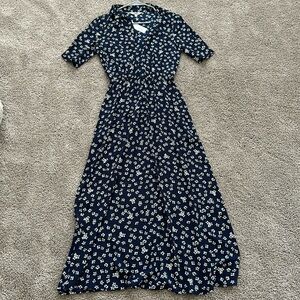 BB Dakota Flower Dress. Size XS. NWT